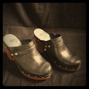 Black UGG heels